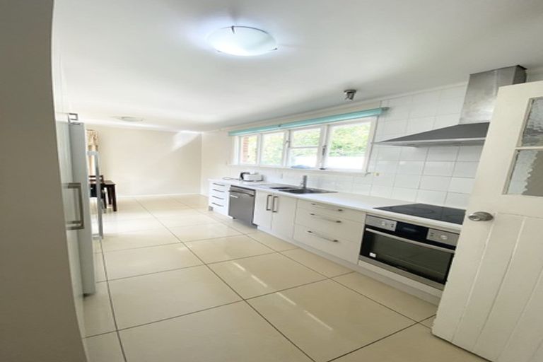 Photo of property in 5 Sealy Place, Bryndwr, Christchurch, 8053