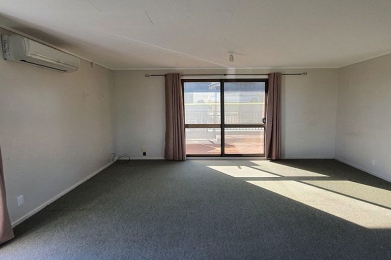 Photo of property in 150 Pukehina Parade, Pukehina, Te Puke, 3189