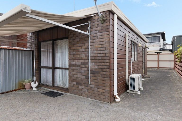 Photo of property in 76 Waratah Street, Matua, Tauranga, 3110