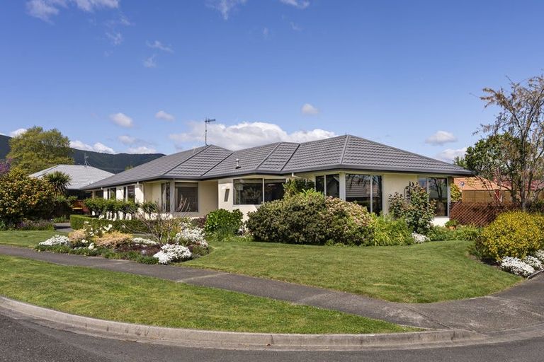 Photo of property in 7 Ashbury Street, Stoke, Nelson, 7011