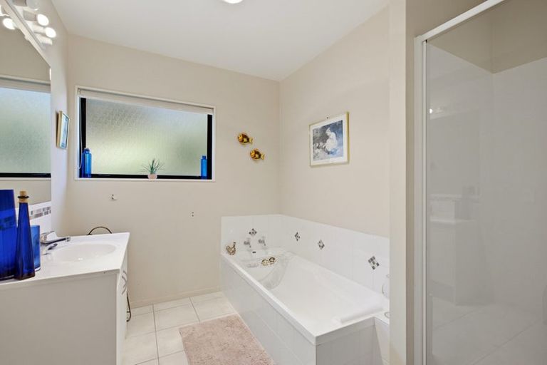 Photo of property in 5 Eclipse Terrace, Welcome Bay, Tauranga, 3112