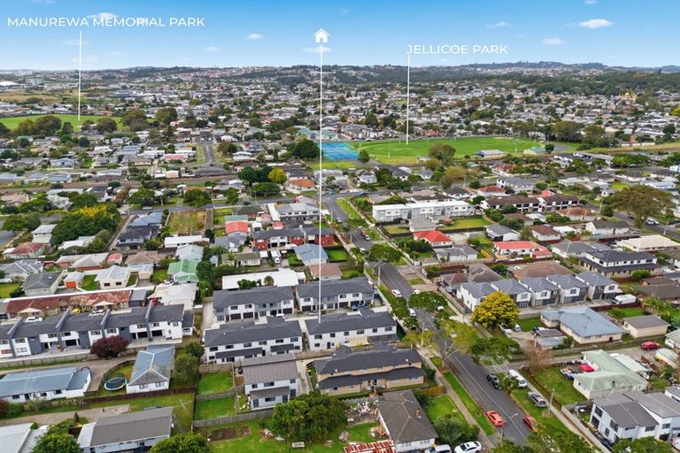 Photo of property in 8c Kent Road, Manurewa, Auckland, 2102
