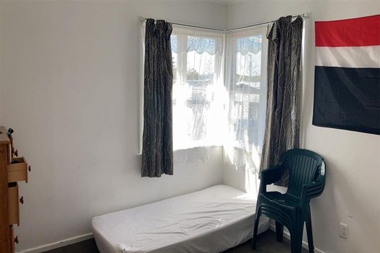 Photo of property in 18 Crown Crescent, Otara, Auckland, 2023