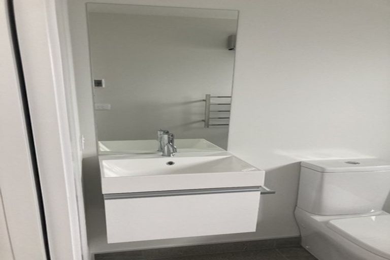 Photo of property in Northlake, 34 Glenavon Green, Wanaka, 9305