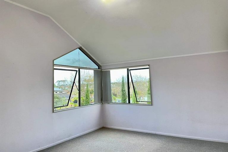 Photo of property in 49 Marina View Drive, West Harbour, Auckland, 0618