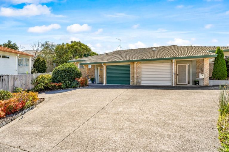 Photo of property in 16 Palmgreen Court, Stanmore Bay, Whangaparaoa, 0932