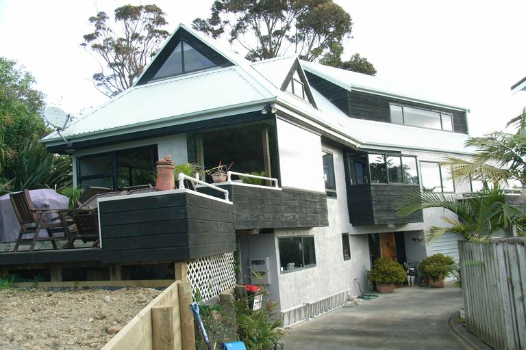 Photo of property in 90a The Circle, Manly, Whangaparaoa, 0930