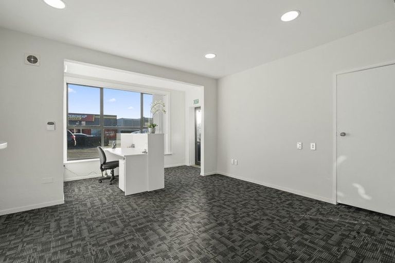 Photo of property in 6/220 Great South Road, Takanini, 2112