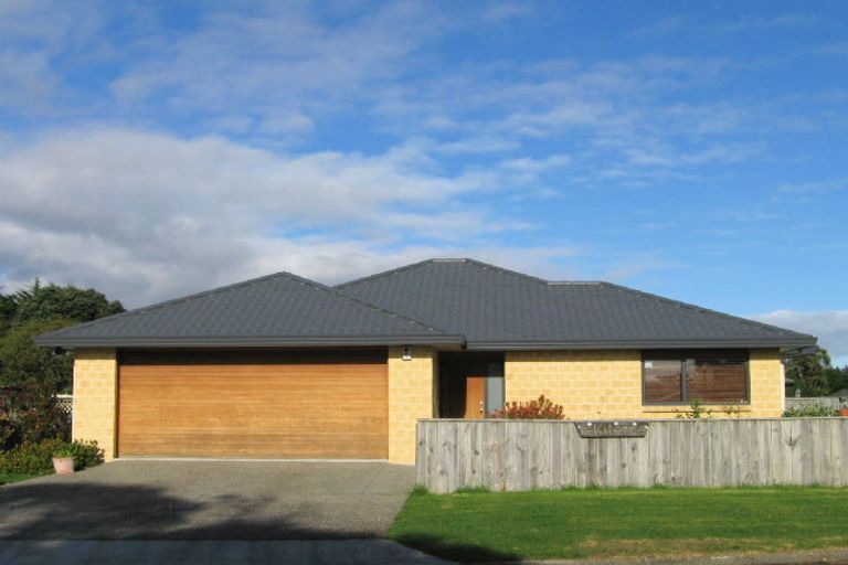 Photo of property in 42b Te Moana Road, Waikanae Beach, Waikanae, 5036