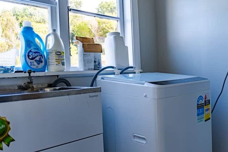 Photo of property in 94 Nicholson Road, Khandallah, Wellington, 6035