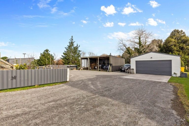 Photo of property in 458 Mountain Road, Lepperton, New Plymouth, 4373