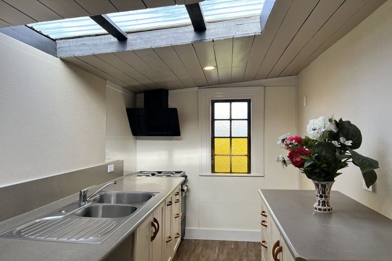 Photo of property in 27 Till Street, South Hill, Oamaru, 9400