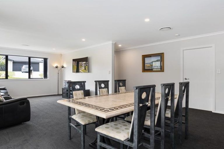 Photo of property in 3 Moira Close, Welcome Bay, Tauranga, 3175