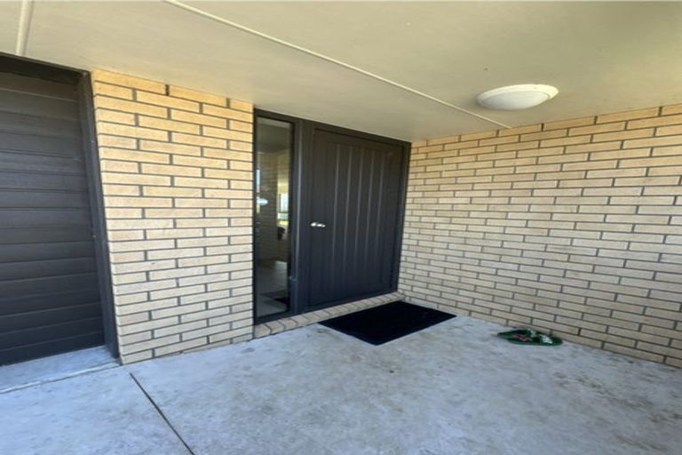 Photo of property in 1 Ribbonwood Close, Te Kauwhata, 3710