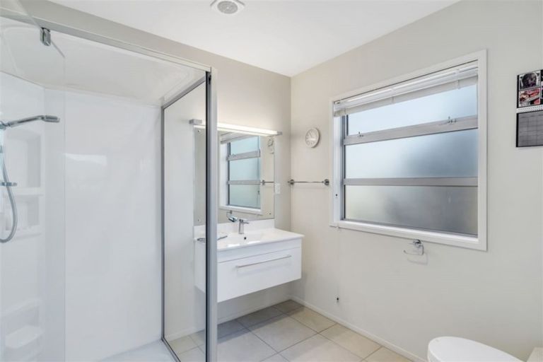 Photo of property in 1 Parson Road, Wigram, Christchurch, 8042