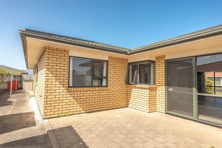 Photo of property in 1 Kelsi Street, Tawhero, Whanganui, 4501