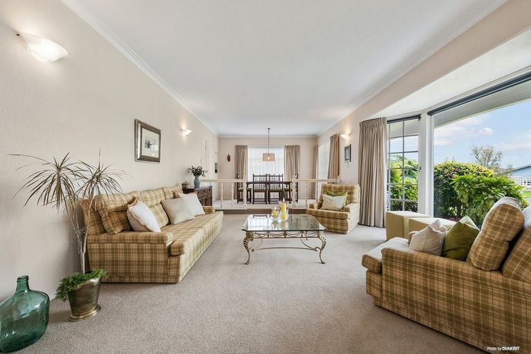 Photo of property in 10 Serrita Avenue, Sunnyhills, Auckland, 2010