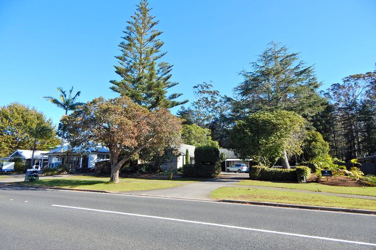 Photo of property in (kemp Lodge), 134a-c Kerikeri Road, Kerikeri, 0230