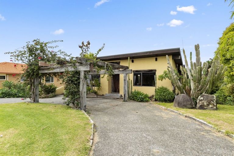 Photo of property in 20 Owen Place, Omokoroa, 3114