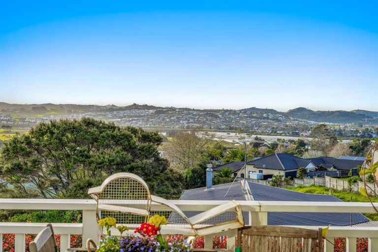 Photo of property in 112a Hibiscus Coast Highway, Red Beach, 0932