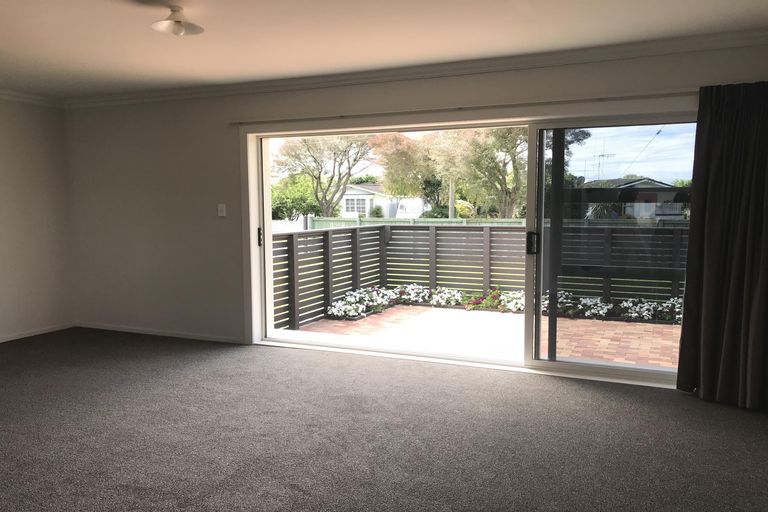 Photo of property in 14 Pulham Crescent, Queenwood, Hamilton, 3210