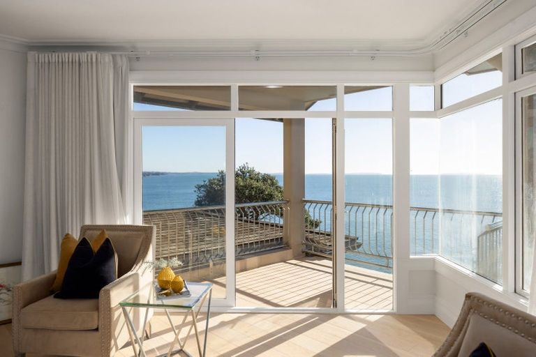 Photo of property in 2/6 Saint Leonards Road, Hauraki, Auckland, 0622