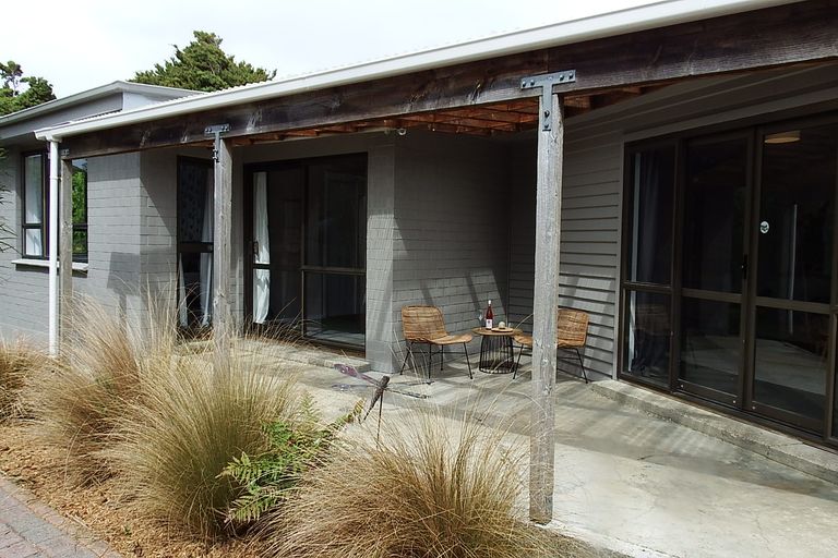 Photo of property in 35 John Street, Otatara, Invercargill, 9879