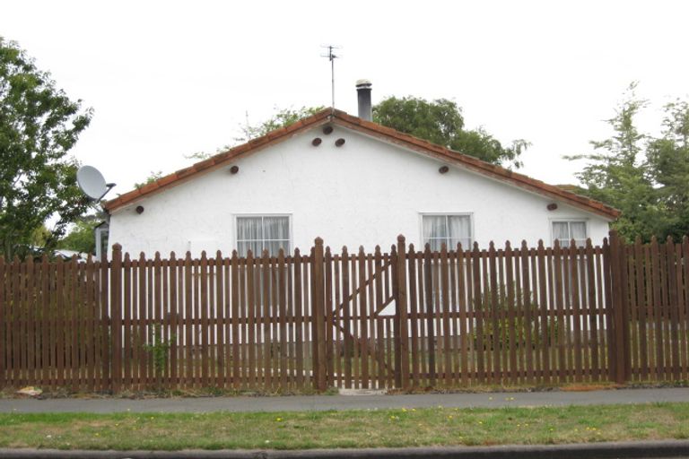 Photo of property in 41 Cowes Street, Avondale, Christchurch, 8061