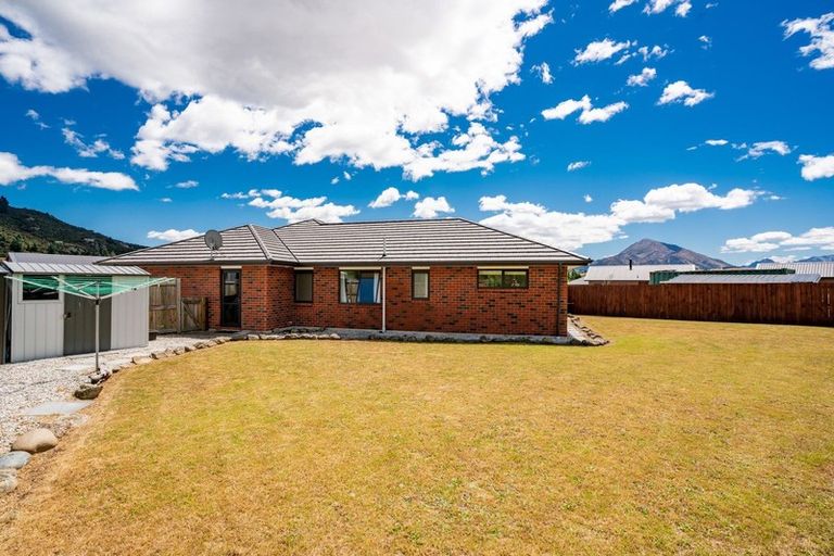 Photo of property in 37 Finch Street, Albert Town, Wanaka, 9305