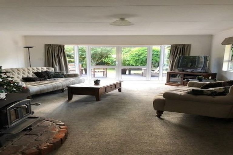 Photo of property in 3 Cotter Street, Greytown, 5712