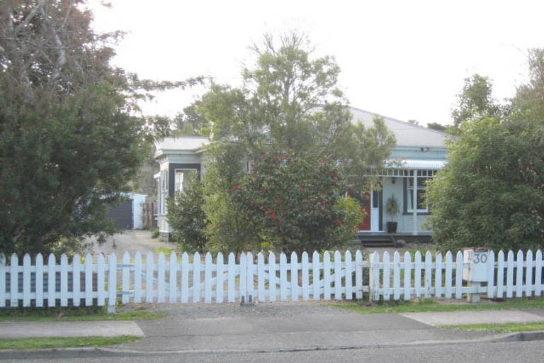 Photo of property in 30 West Street, Greytown, 5712