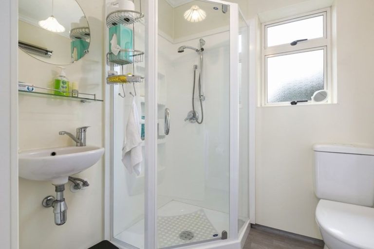 Photo of property in 17 Dornoch Street, Kew, Dunedin, 9012