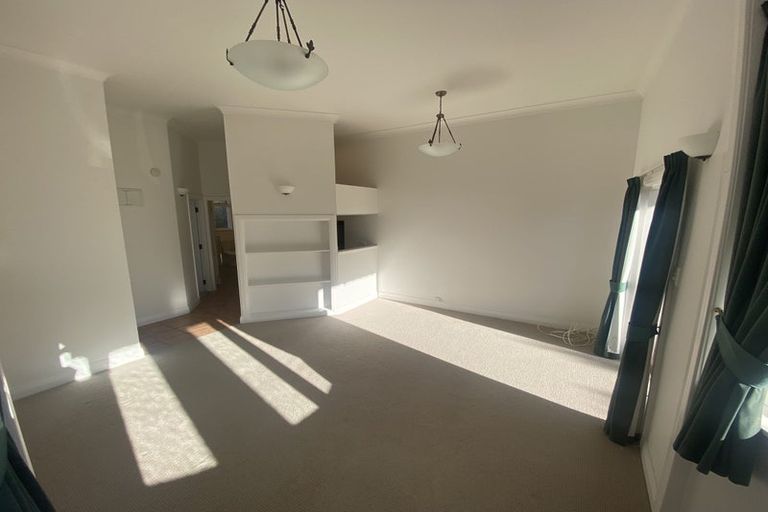 Photo of property in 61 Thompson Street, Mount Cook, Wellington, 6011