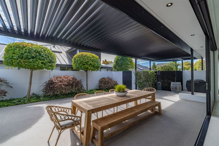 Photo of property in 31 Waiwetu Street, Fendalton, Christchurch, 8052