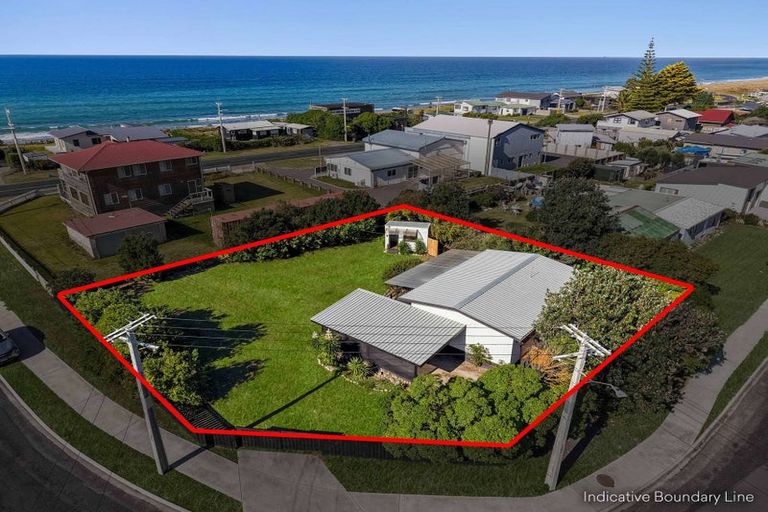 Photo of property in 3 Costello Crescent, Pukehina, Te Puke, 3189