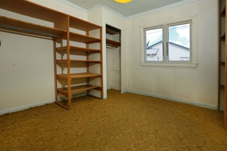 Photo of property in 147 Bruce Mclaren Road, Henderson, Auckland, 0612