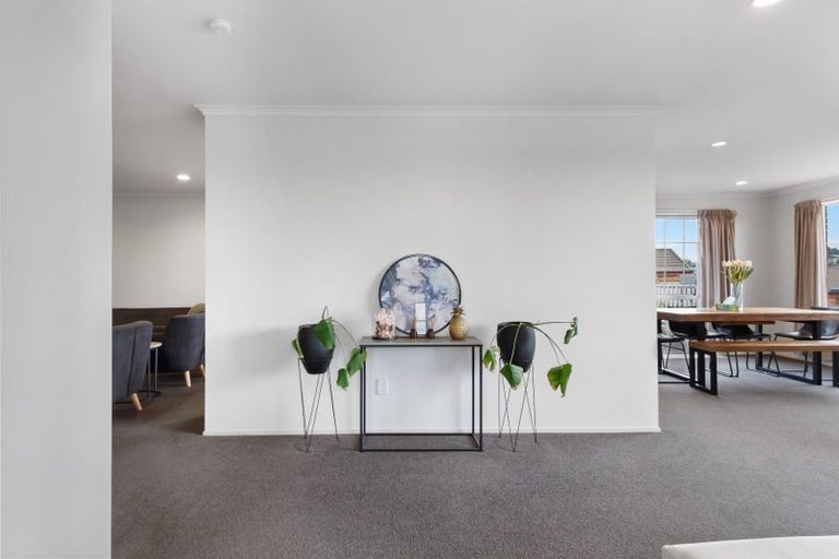 Photo of property in 14 Everton Place, Grandview Heights, Hamilton, 3200