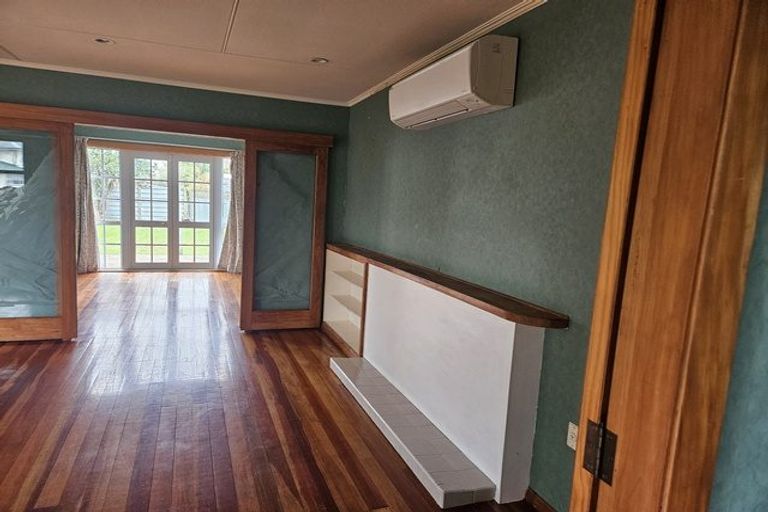 Photo of property in 23 Newhaven Place, Roslyn, Palmerston North, 4414