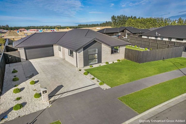 Photo of property in 160 Shillingford Boulevard, Rolleston, 7615