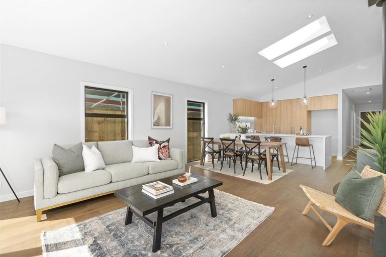 Photo of property in 88 Howden Drive, Jacks Point, 9371