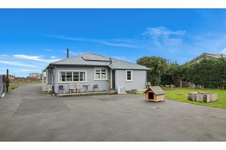 Photo of property in 141 Poranui Beach Road, Little River, 7591