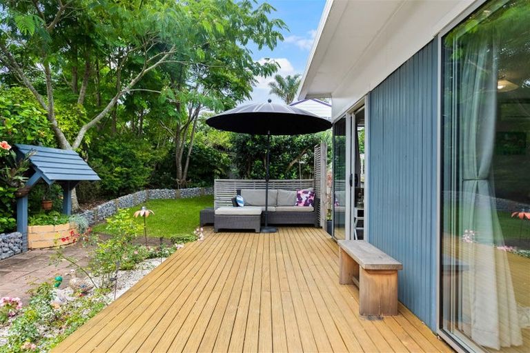 Photo of property in 1/33 Halberg Street, Glenfield, Auckland, 0629