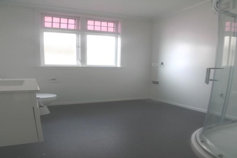 Photo of property in 7a Mckenzie Street, Levin, 5510
