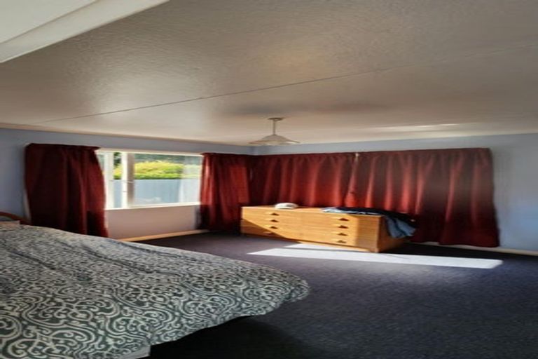 Photo of property in 130a Main Road North, Woodend, 7610