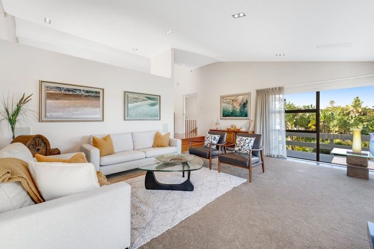 Photo of property in 24 Clovelly Road, Bucklands Beach, Auckland, 2012