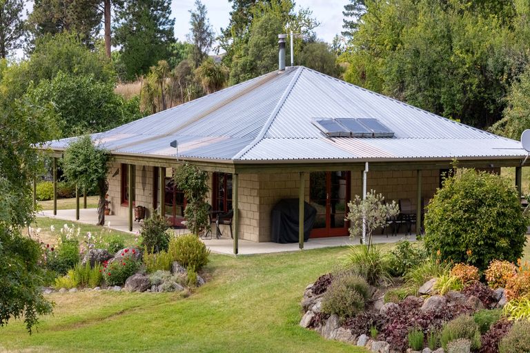 Photo of property in 379 Strode Road, Earnscleugh, Alexandra, 9391