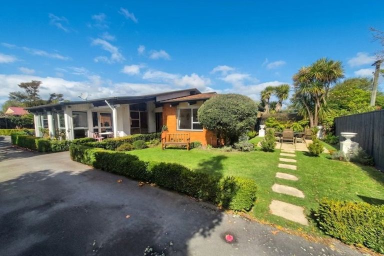Photo of property in 8 Saint James Avenue, Papanui, Christchurch, 8053