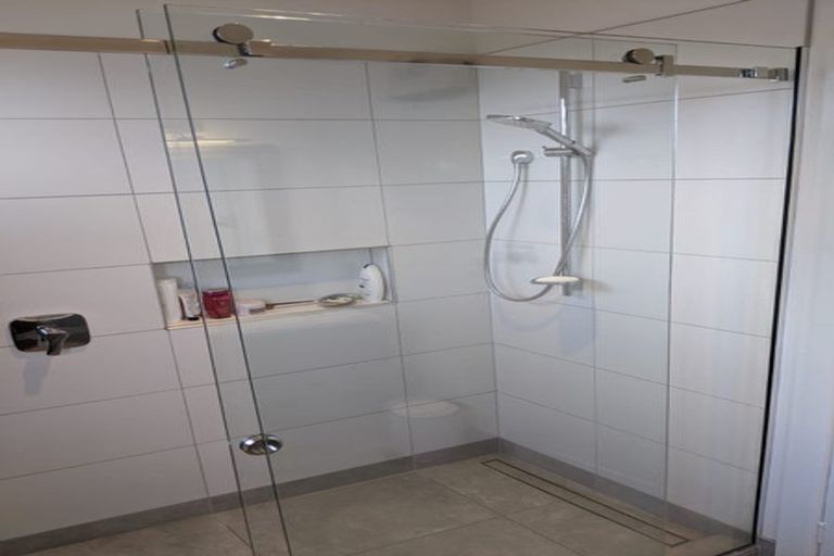 Photo of property in 1/165 Fendalton Road, Fendalton, Christchurch, 8052