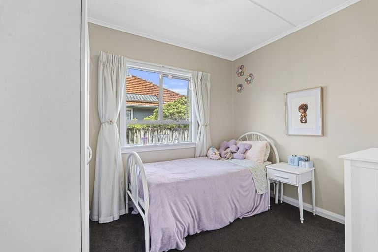 Photo of property in 417 Carrington Street, Upper Vogeltown, New Plymouth, 4310