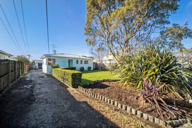 Photo of property in 29 Wrantage Street, Westown, New Plymouth, 4310